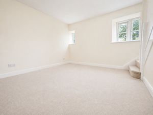 Bedroom- click for photo gallery